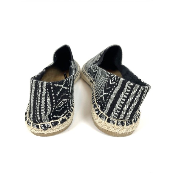 Minnetonka Pam Espadrille Slip On Flats Black White Native Print NWOB Women's 7M - Picture 4 of 15